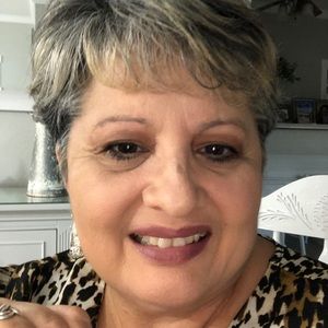 Meet your Posher, Deanna